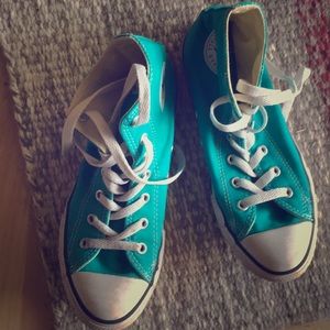 Kids converse